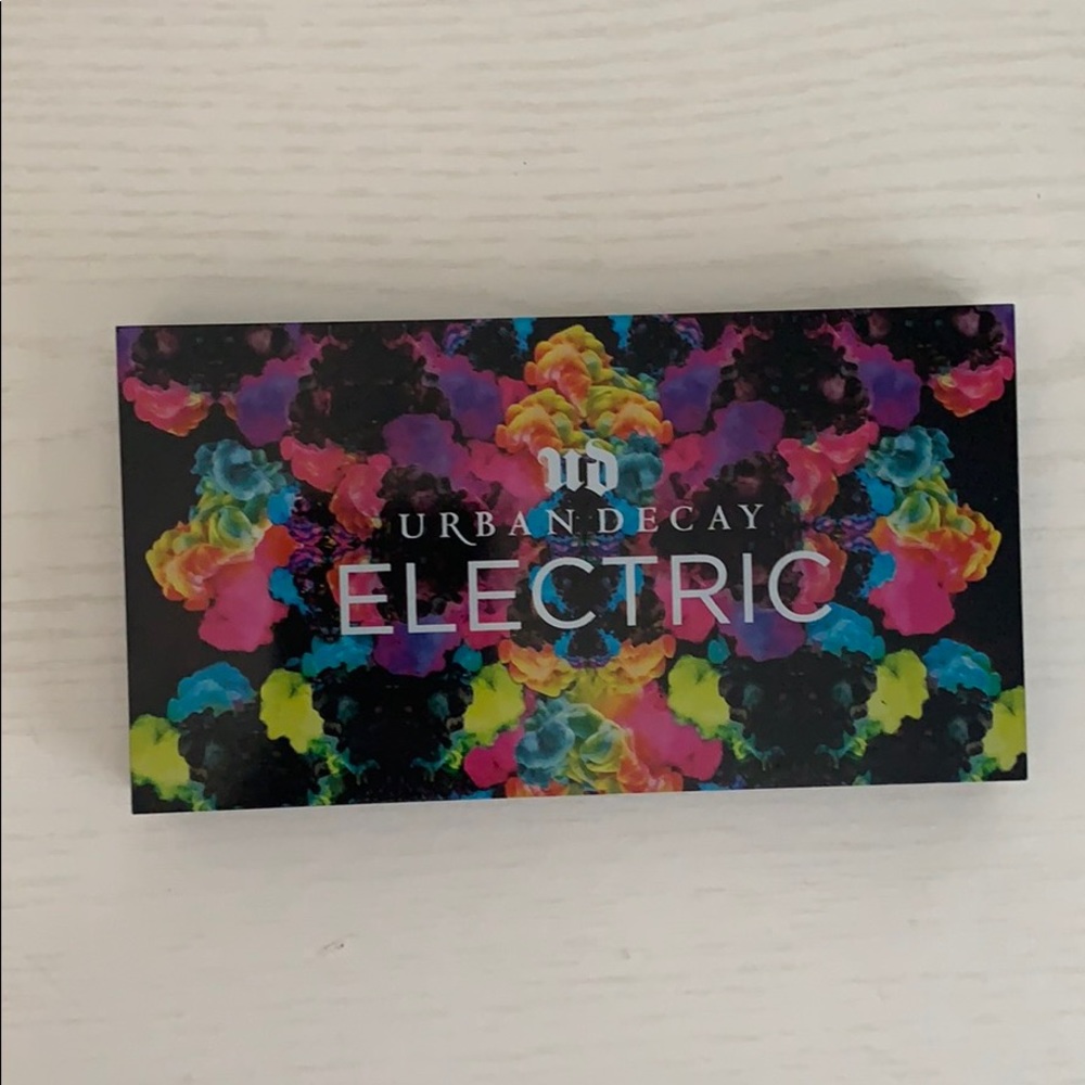 Urban Decay Electric Palette